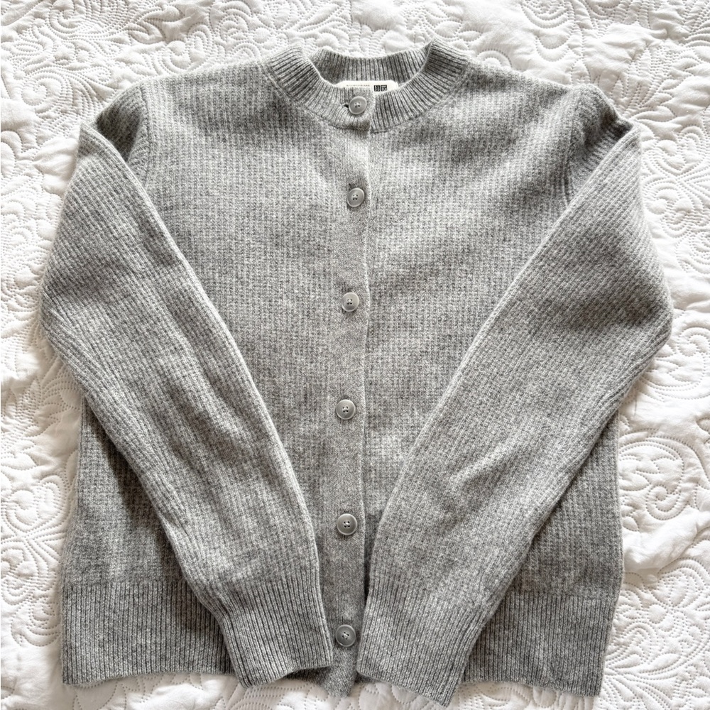 Uniqlo Light Gray 100% Wool - Women's Button- Up Cardigan